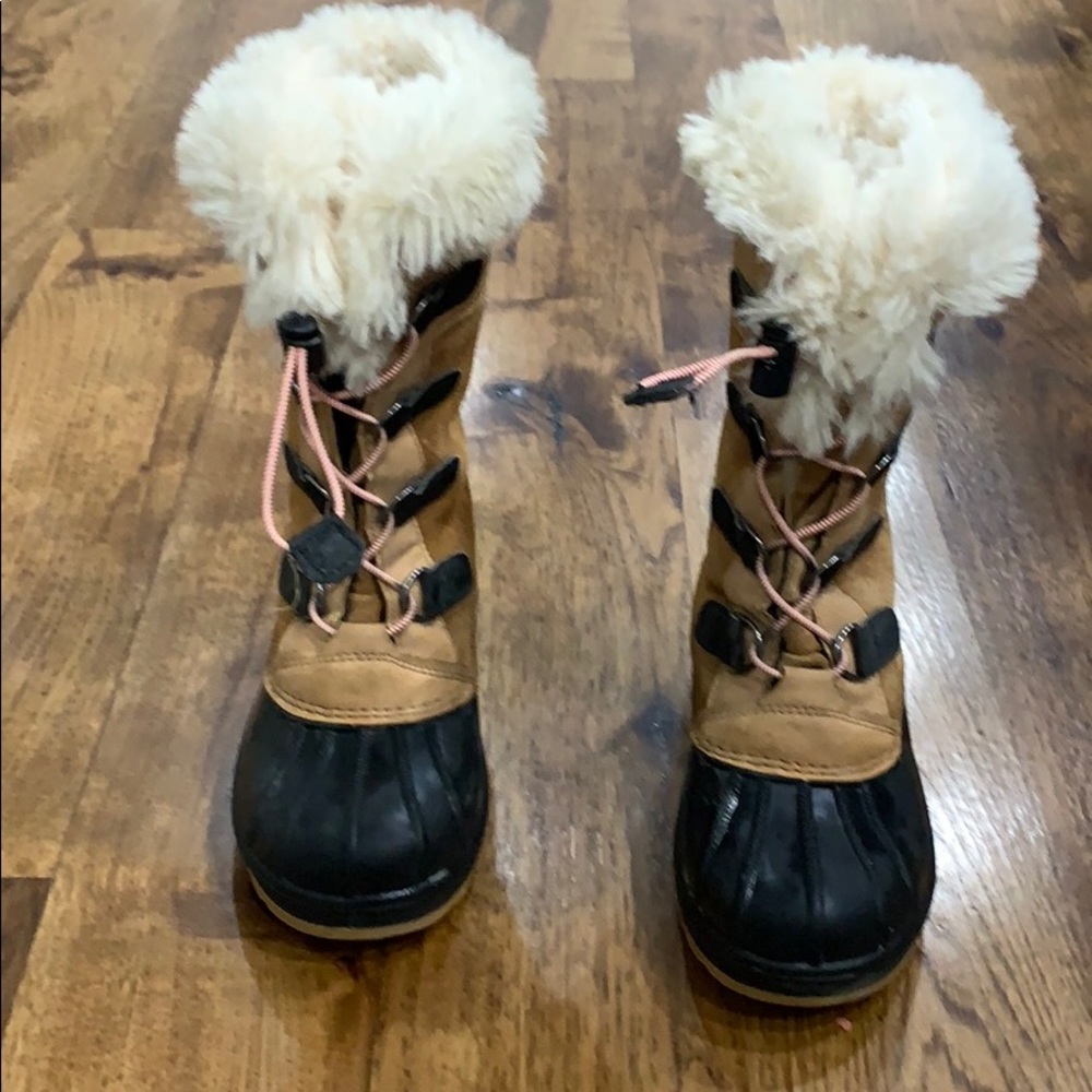 Winter boots